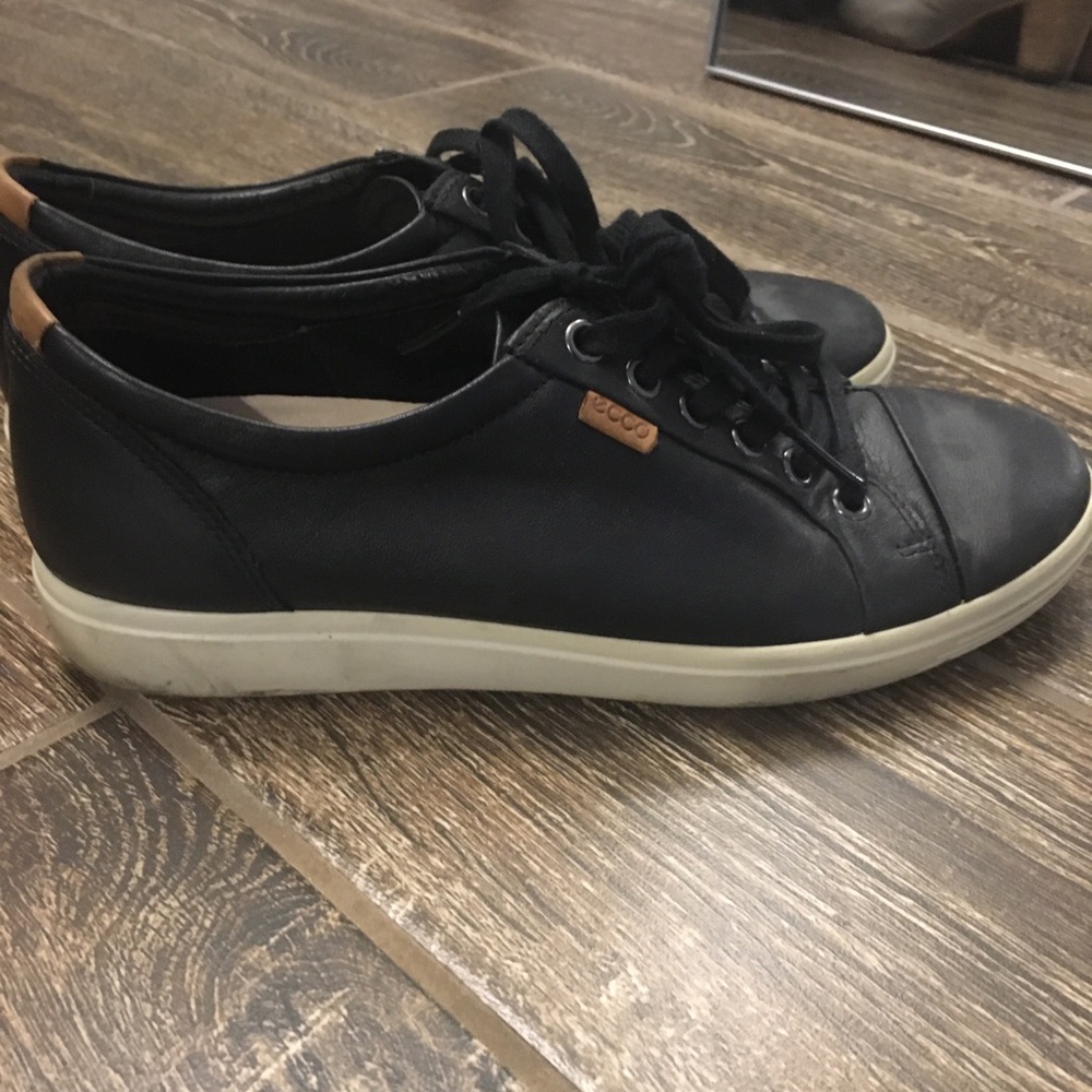 Ecco Women’s Soft Sneakers